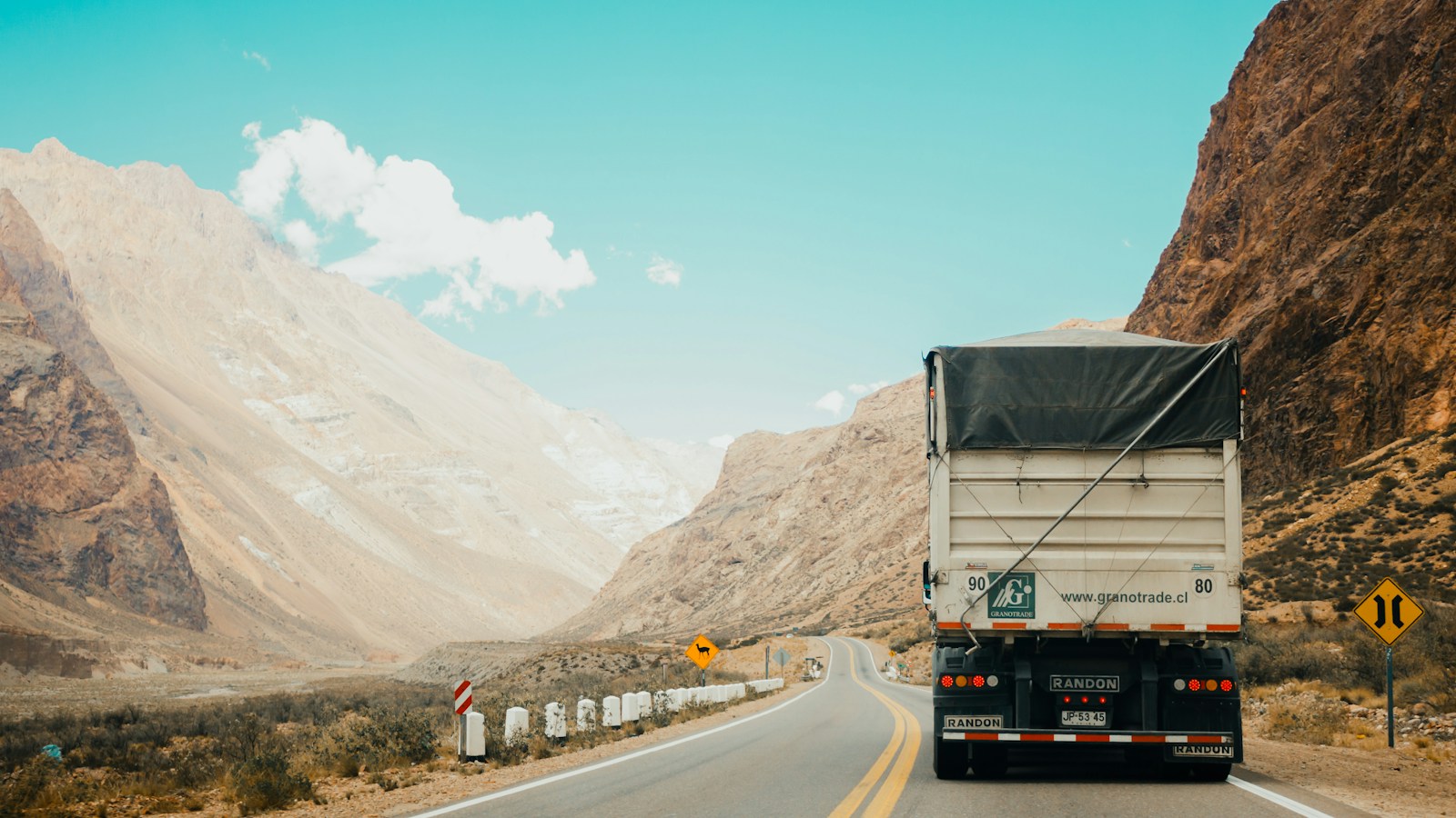 Payroll Software for Trucking & Logistics (2026): Per Diem, Mileage & Multi-State Compliance